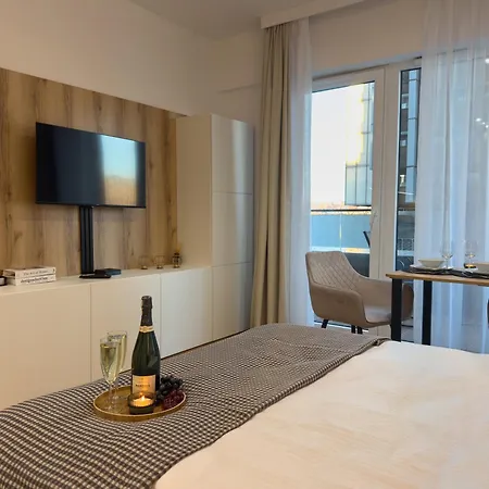 Urban Premium Global - 3 11- Free Parking - Self Check-in كاتوفيتسه