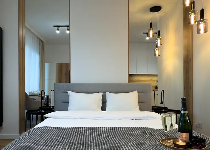 Urban Premium Global - 3 11- Free Parking - Self Check-in Apartament Katowice